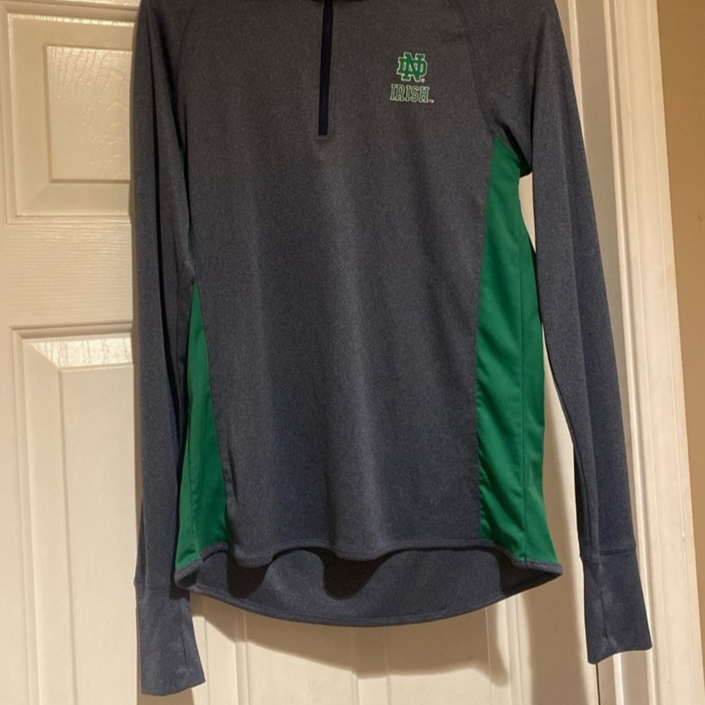 Notre Dame ND Colosseum Shirt Women's Med Gray Lightweight Pullover 1/4 Zip Top